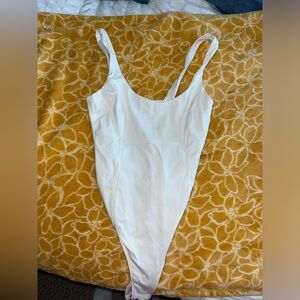 Hire body suit from forever 21!